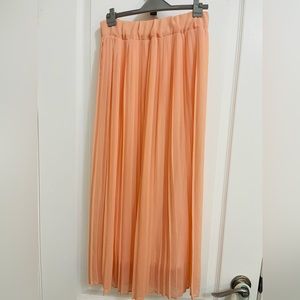 Women’s Elastic Waist Pleated Skirt - Coral